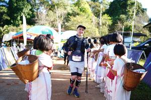 BIB: 2850
                            <button type="button" onclick="openModal(19051966)" class="btn btn-primary btn-sm float-right btn-popup" data-toggle="modal" data-target=".modal-high-quality">
                        <i class="fas fa-shopping-cart"></i> Add to Cart
                    </button>
                                            <button type="button" onclick="isThisMe(19051966, true)" class="btn btn-success btn-sm float-right btn-popup btn-isme hidden" data-toggle="tooltip" data-placement="bottom" title="นี่คือรูปของคุณใช่ไหม คลิกที่นี่เพื่อเอาเข้าอัลบั้ม">
                        <i class="fas fa-plus"></i> Add to album
                    </button>
                    <button type="button" onclick="isThisMe(19051966, false)" class="btn btn-warning btn-sm float-right btn-popup btn-isnotme hidden">
                        <i class="fas fa-ban"></i> Remove from album
                    </button>